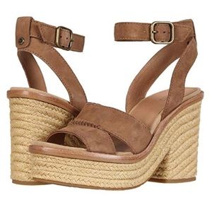 Ugg Carine Chestnut Sandal 9.5 New In Box